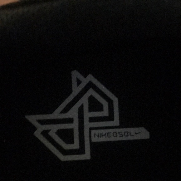 Men’s size 8.5 Nike Vapor cleats worn a few times - Picture 4 of 4